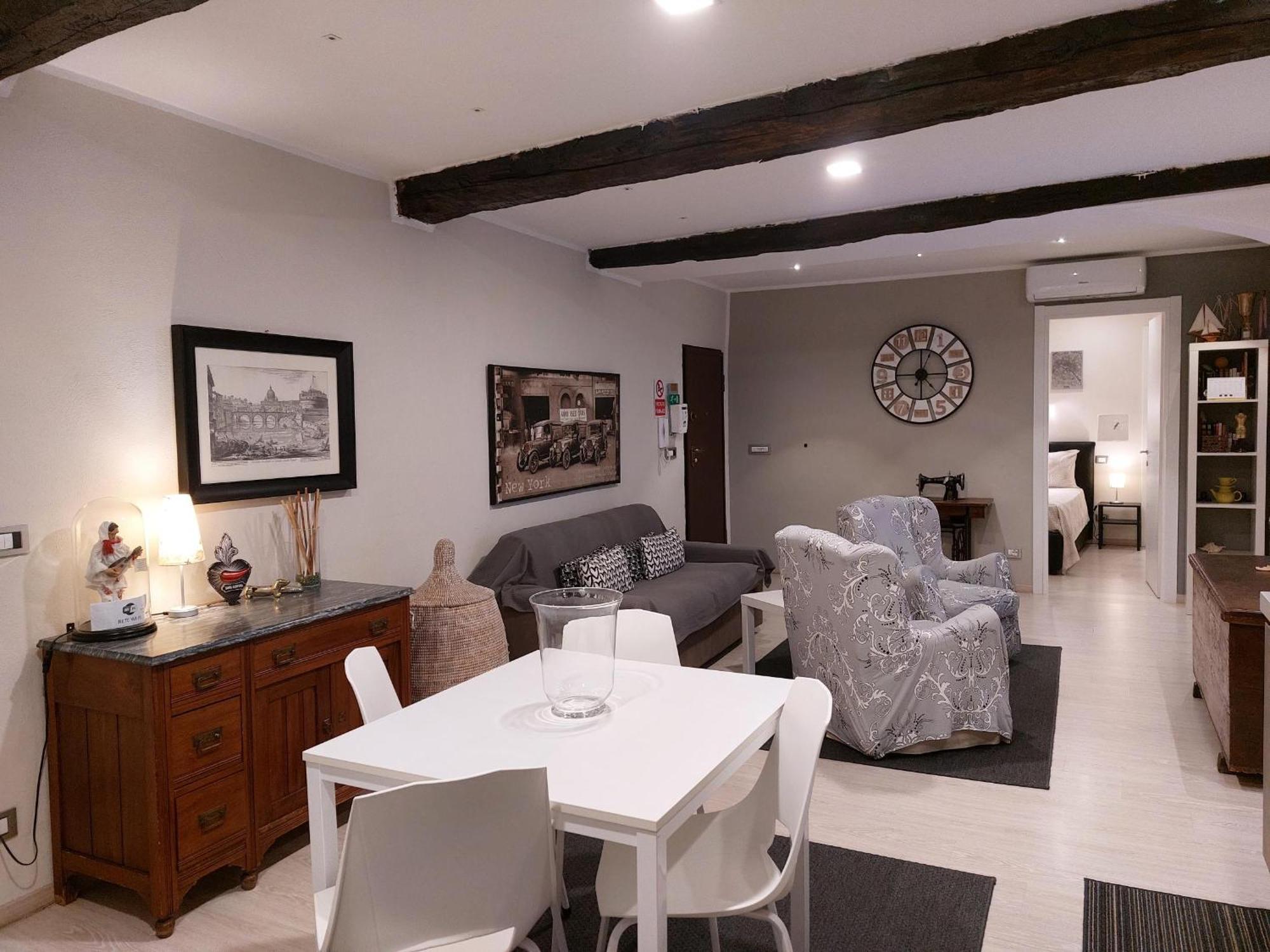 Appartamento Piazzetta La Maddalena Savona Exteriör bild