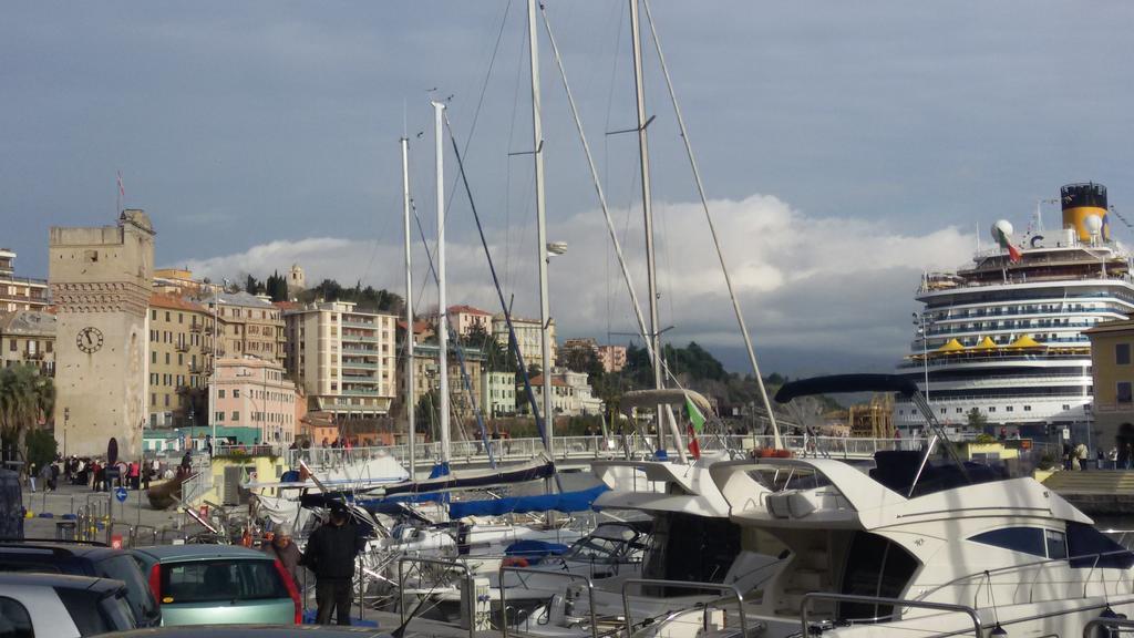 Appartamento Piazzetta La Maddalena Savona Exteriör bild